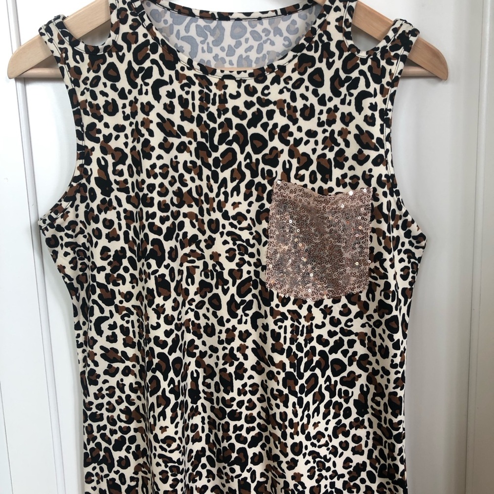 Animal print pocket tank